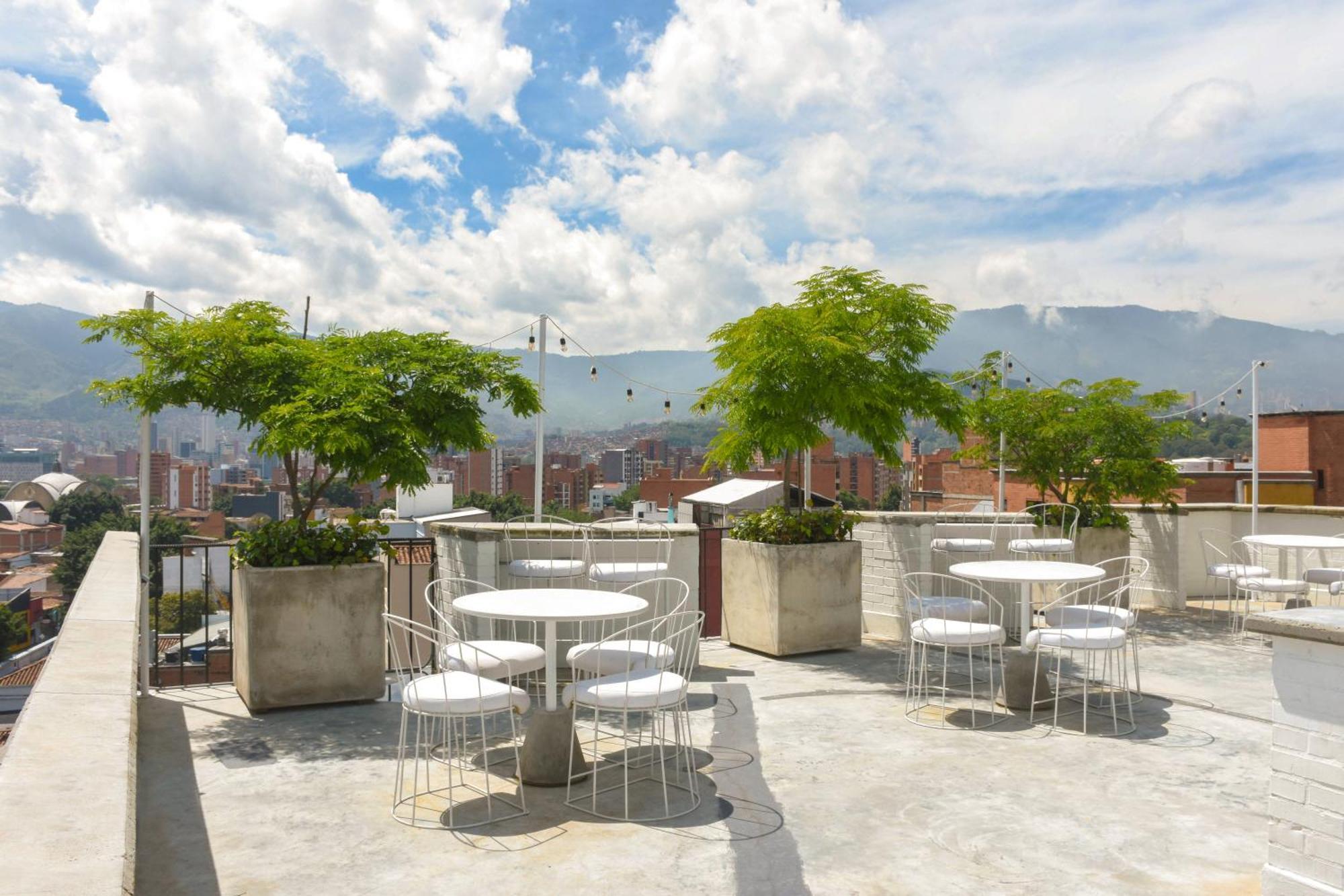 The Harbour Hotel Medellín Exteriör bild